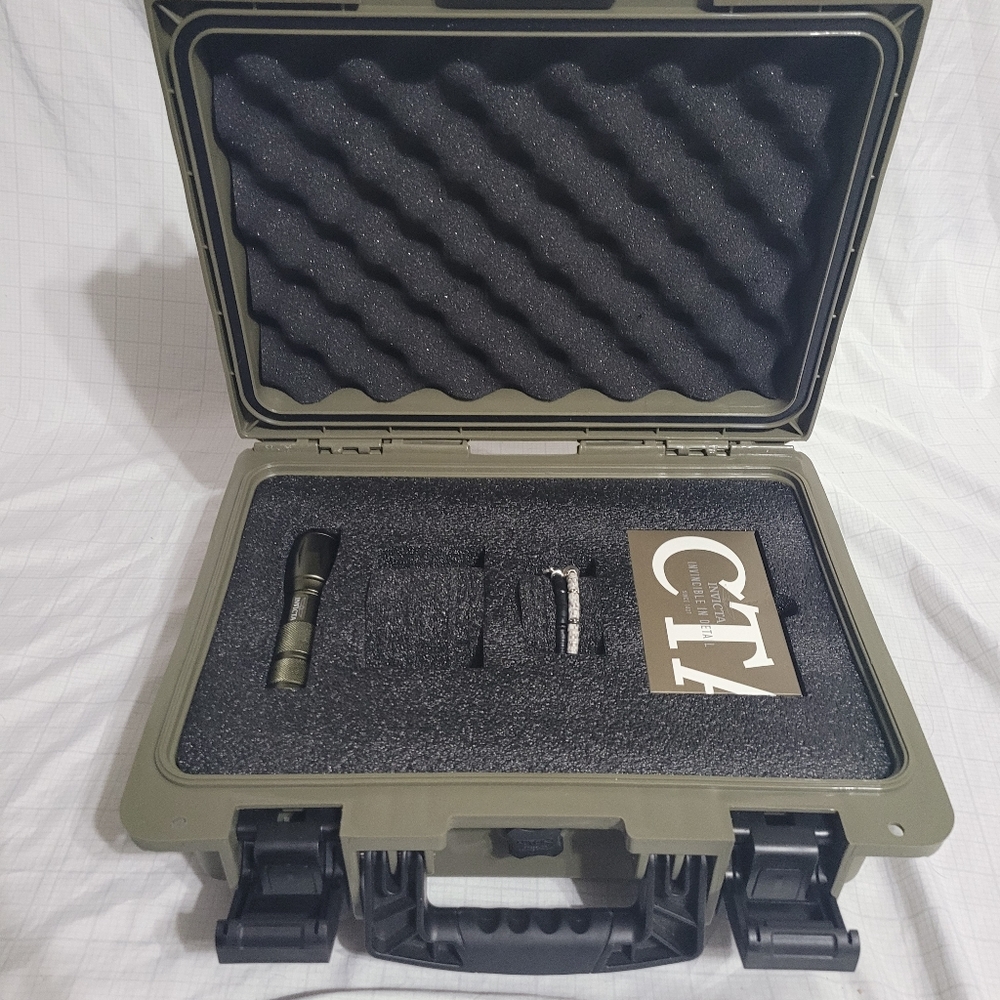 Dive case - Picture 2 of 7